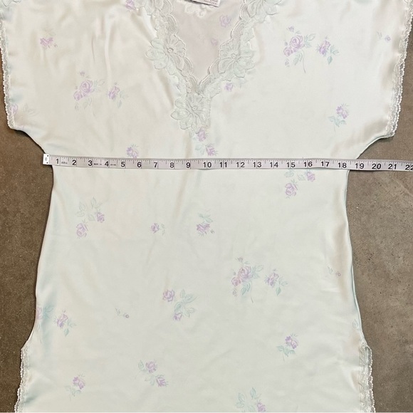 Vintage Miss Elaine Nightgown USA Made Silky Lace Light Blue Floral Sleepwear - Picture 5 of 8